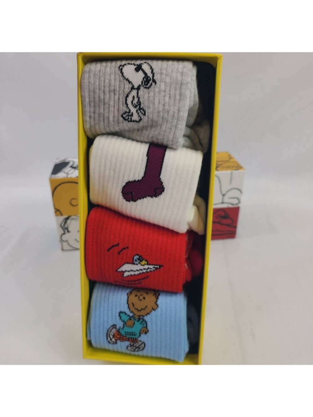 Bombas X Peanuts 4-Pack Crew Socks Box Set Snoopy & Friends Designs Sz 12T-Y3 - Picture 2 of 7
